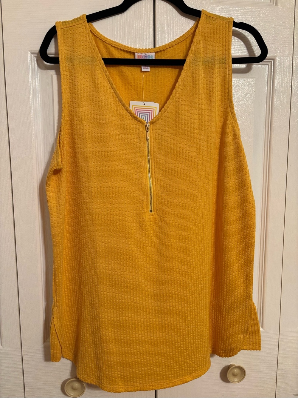 LuLaRoe Rachel Sleeveless V-Neck Zip Front Tank Top